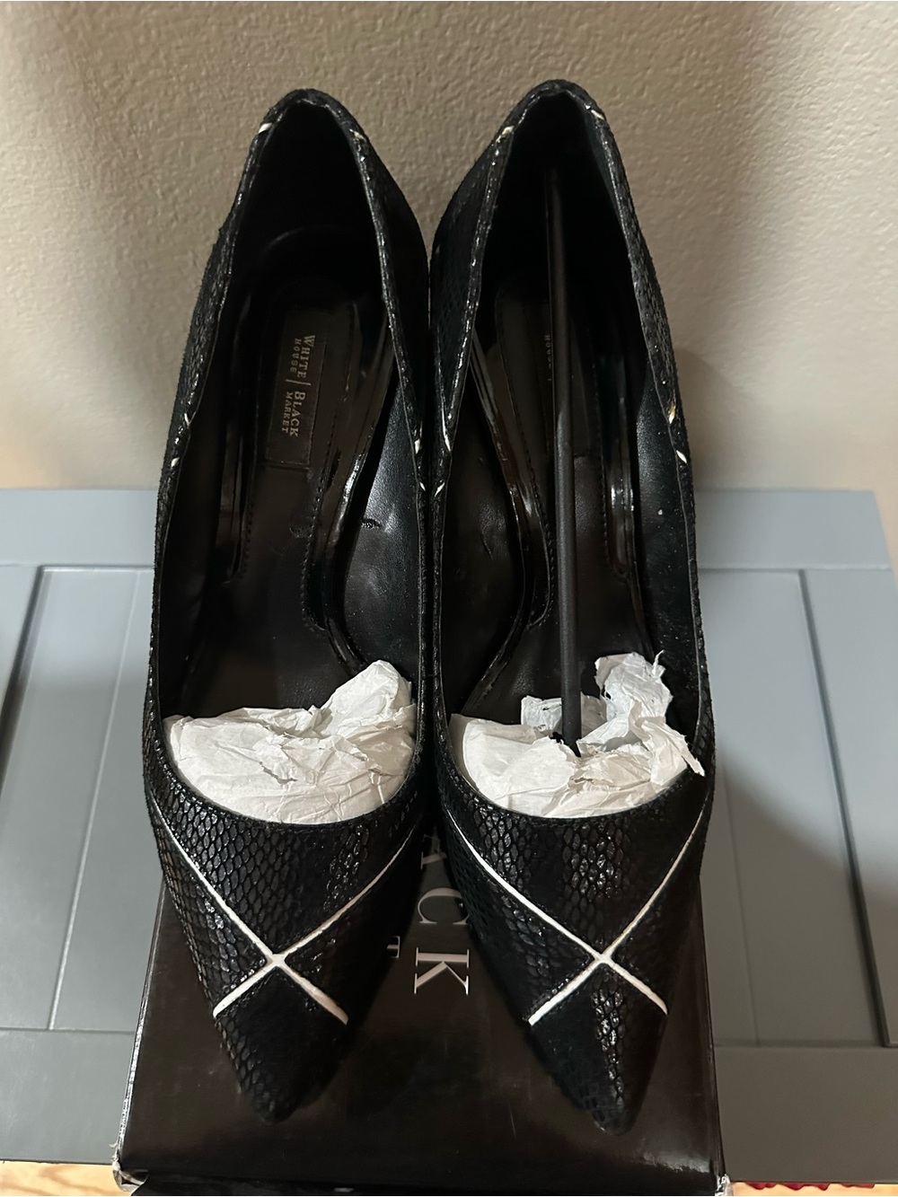 White House Black Market Black Pointed-Toe Pumps with White Trim